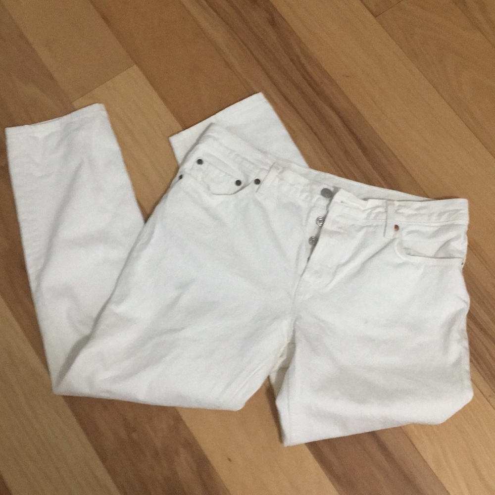 Levi’s White 501 Button Fly Jeans Size 29